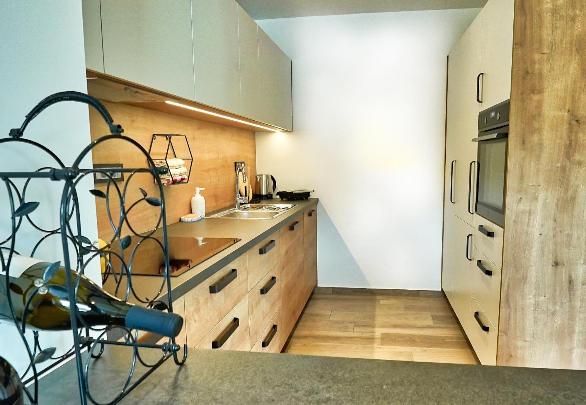 Apartments Lipa Plac Постойна Екстериор снимка