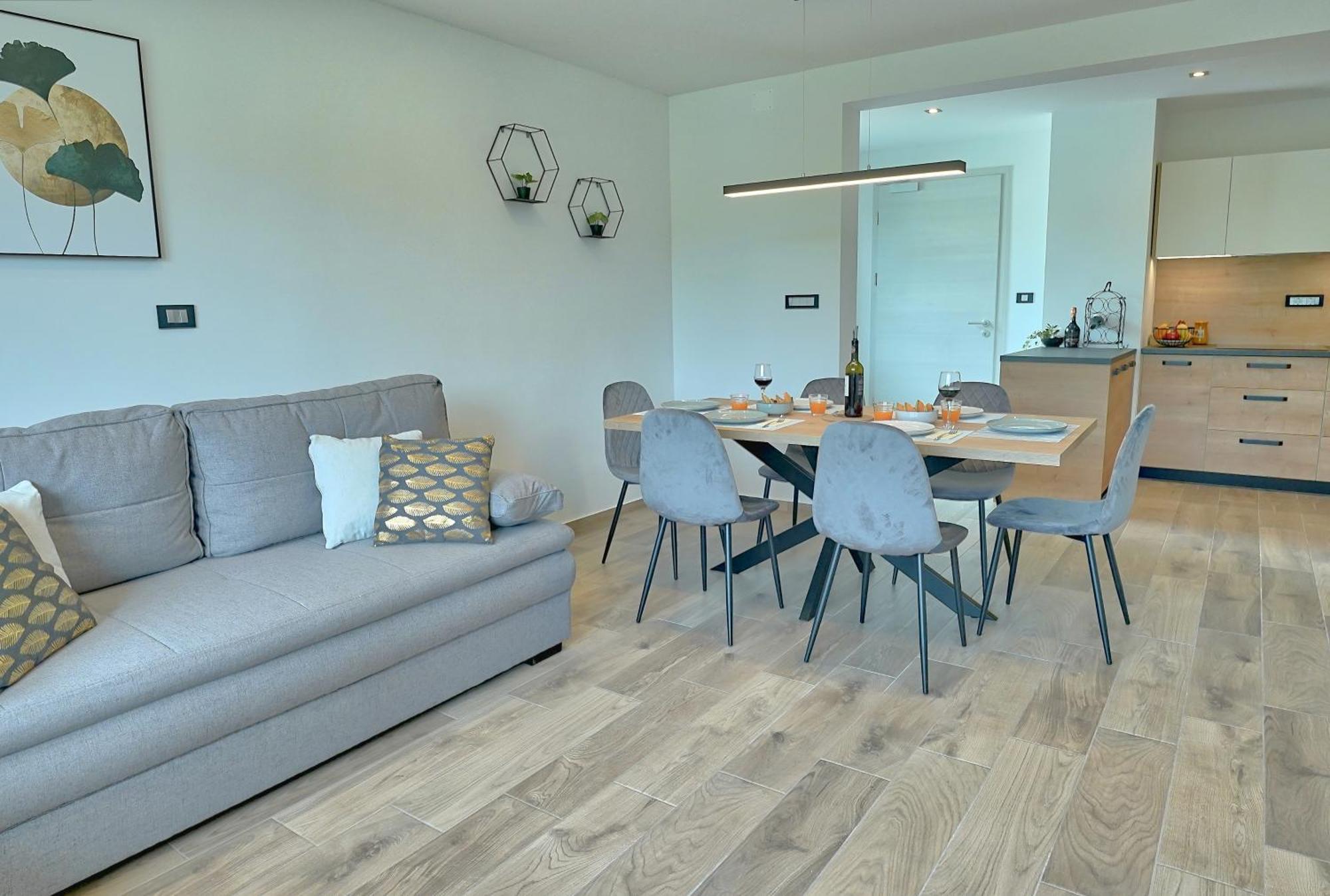 Apartments Lipa Plac Постойна Екстериор снимка