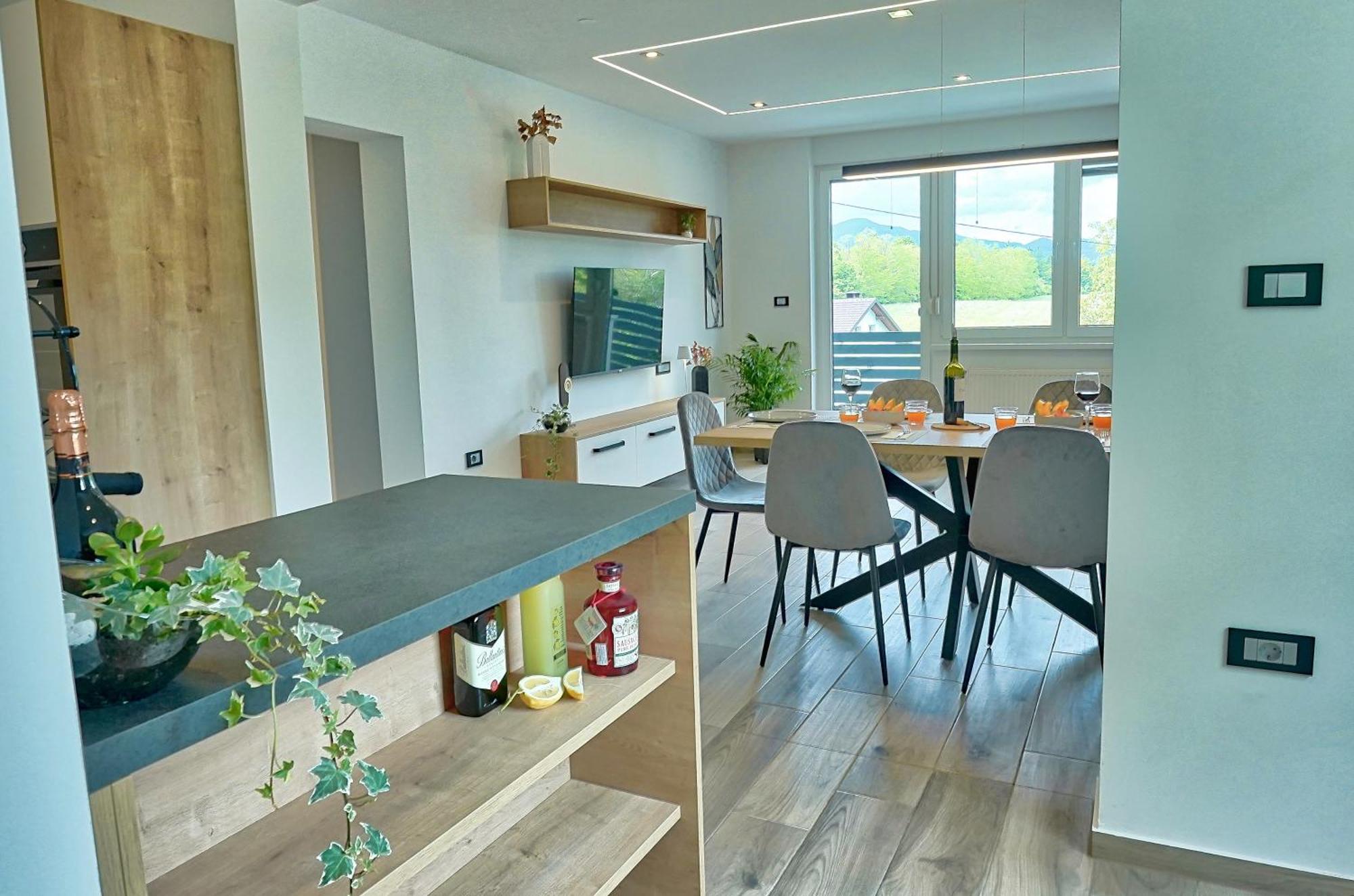 Apartments Lipa Plac Постойна Екстериор снимка